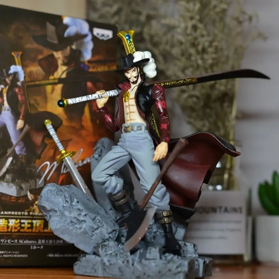 Bandai Anime Figure Dracule Mihawk ("Hawkeye") - The Greatest Swordsman